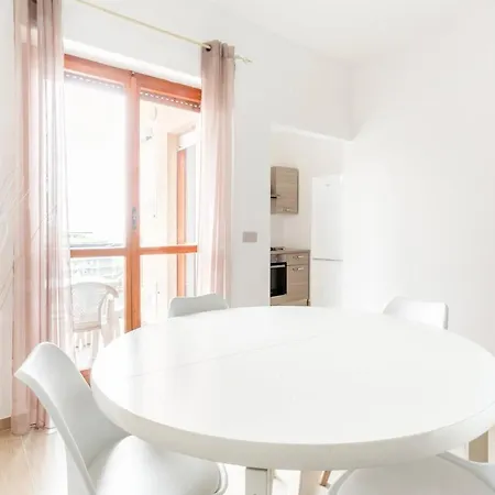 Dimora Sul Mare Apartment