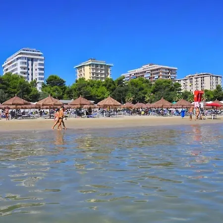 Dimora Sul Mare Apartment *